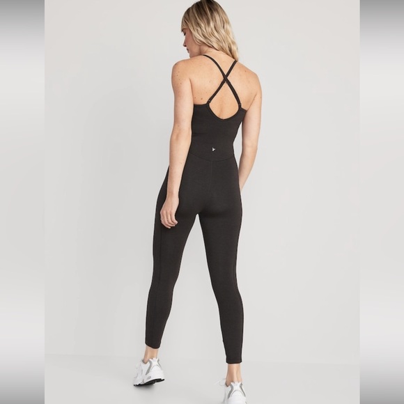 Old Navy PowerChill 7/8-Length Cami Jumpsuit in Charcoal - Picture 2 of 11